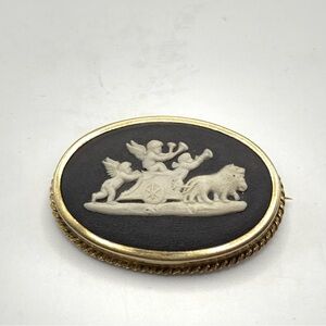 Vintage Wedgwood Cherub Design Black and white Jasperware Gold filled Brooch